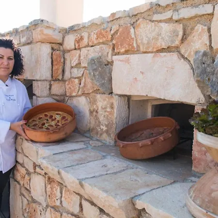 Helloapulia Trulli Flora نوتشي